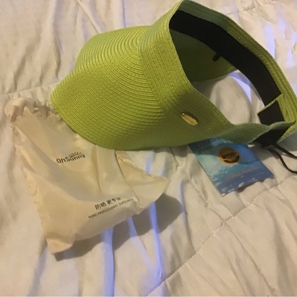Oh Sunny green visor hat with carry on bag NWT - Picture 4 of 8